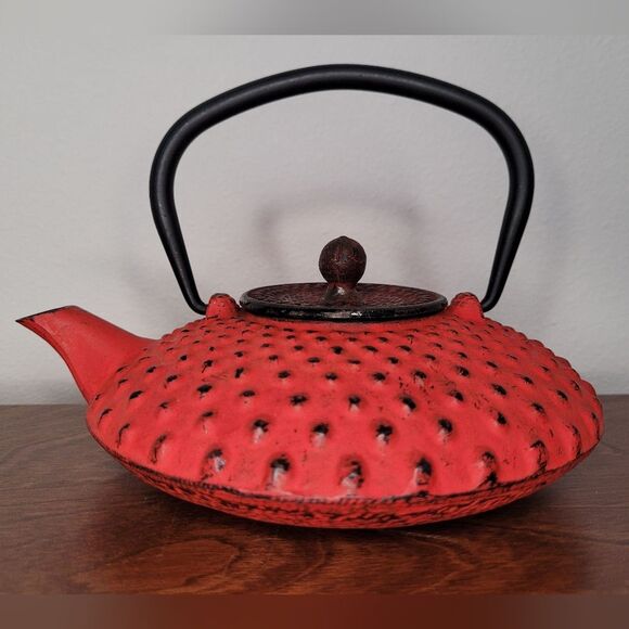 Japanese Cast Iron Tea Kettle Red Dragon - Picture 3 of 8